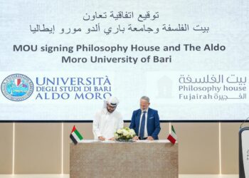 مؤتمر الفجيرة الدولي للفلسفة أنهى أعماله بتوصيات وتوقيع اتفاقية تعاون  بين بيت الفلسفة وجامعة إيطالية