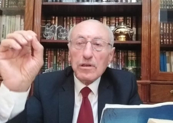 4 مقاطع من أدبيات الكاتب نصر الظاهر : “ليس أوان النوم “