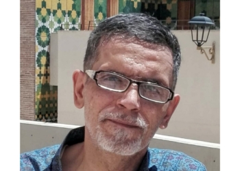 ” هذه الفوضى لي ” و ” متاهات ” للشاعر المغربي ادريس سراج