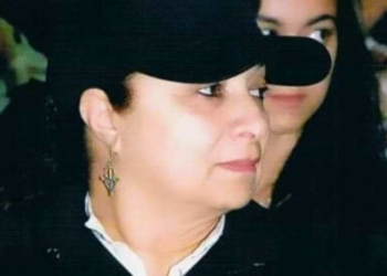 ” لو كان لي قلبان ” لشاعرة المغرب نعيمة زايد