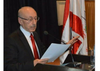 كلمة ” الإستقلال ” للأديب نصر الظاهر