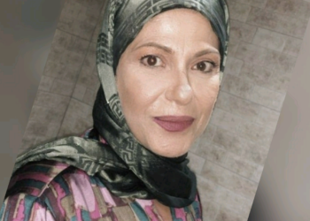 ” لستُ من يرحل ” قصيدة للشاعرة زينب رمّال