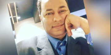 ومضات ونصوص وجيزة للشاعر المصري ناصر رمضان  عبد الحميد