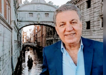 الشاعر شوقي بزيع يعلن بيان القائمة القصيرة لجائزة ” البوكر ” العالمية للرواية العربية