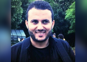 الكاتب التونسي ناصر الرقيق في ردِّه على مقالة الكاتب حميد العقبي : ” رأي سياسي يحاكم رواية ميلانين “