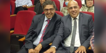 د. عماد فغالي الى مدير عام المكتبة الوطنية د. حسان العكرة : ” تكبر بك الجوائز “