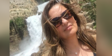 اخترنا لكم : نص نثري للكاتبة ليليان يمين : ” هات يدك أقرأ لك فيها “