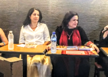 فعاليات منتدى تغريد فياض الثقافي ( الدورة 44 )   : ندوة حول دور الثقافة في الخروج من الأزمة , مداخلات ونقاش , قصائد شعر , توقيع رواية ” كلونومانيا ” وتوزيع شهادات تقديرية لبعض المشاركين .