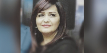 ومضات ” امرأة من حرير ” للشاعرة كلوديت عقيقي