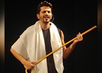 مسرح يحيي جابر يقدم ” هايكا لو ” :عباس جعفر يحكي قضايا العشائرويلامس الواقع في حبكة مشغولة