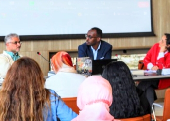 “دليل أكسفورد لعلم اجتماع الشرق الأوسط” في ندوة لمعهد الأصفري والجمعية اللبنانية لعلم الاجتماع