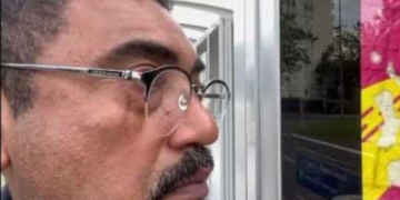 ” حلم .. ” قصيدة  فيلم للمخرج اليمني حميد عقبي من ديوانه ” تشيخ المدن بعد رصاصة حرب واحدة “