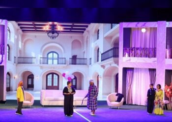 ” الكرة بملعبكم ” اختتمت عروض العيد  على مسرح مركز الفجيرة الابداعي بنجاح كبير