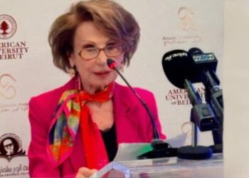 د. إلهام كلّاب البساط تعلن قرار اللجنة التحكيمية لجائزة أنور سلمان : فوز الشاعر شوقي بزيع بجائزة الشعر العربي ، ومنح جائزة تقديرية استثنائية للشاعرة الفلسطينية الراحلة هبة أبو الندى .