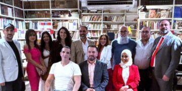 ملتقى الألوان استضاف الشاعرين مارون الماحولي وأسامة شحرور في مكتبة برزخ / الحمراء ( شاهدوا الفيديو )