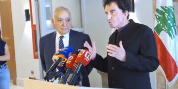 فيديو : وزير الثقافة د. غسان سلامة استقبل جاك لانغ وأعلن عن اقامة معرض  ” كنوز جبيل ” في معهد العالم العربي في باريس خلال الربيع المقبل .