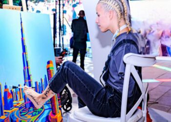 بمشاركة 11 فنانا تشكيلياً من السعودية ، الفجيرة تحتضن النسخة الثانية من “ملتقى الفنانين