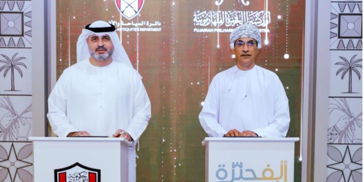 اتفاقية تعاون بين السياحة والاوركسترا بالفجيرة